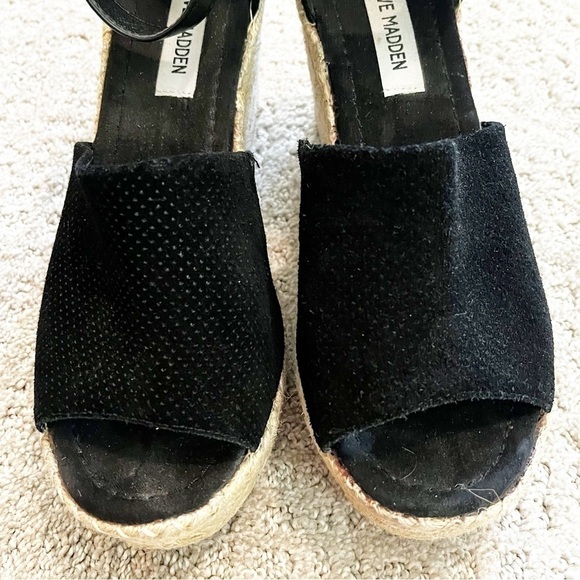Steve Madden Josey Black Wedges Women Size 9.5 Espadrille Sandals Ankle Strap - Picture 3 of 10